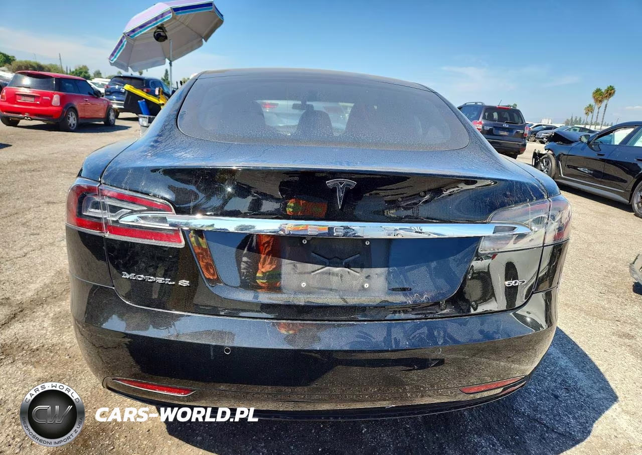 2016 Tesla Model S VIN:5YJSA1E26GF177301 - 6
