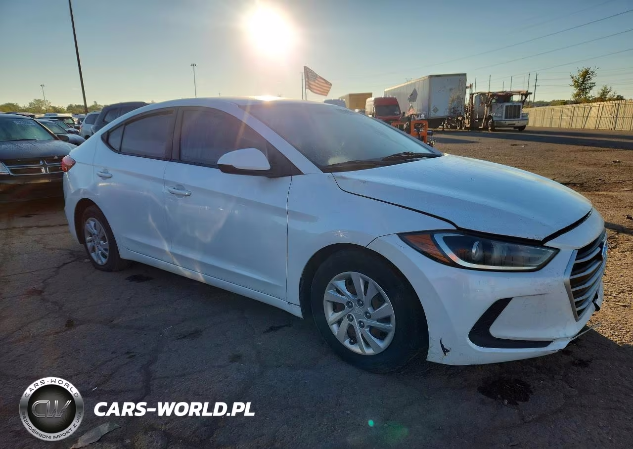 2018 Hyundai Elantra Se VIN:5NPD74LF6JH347020 - 4