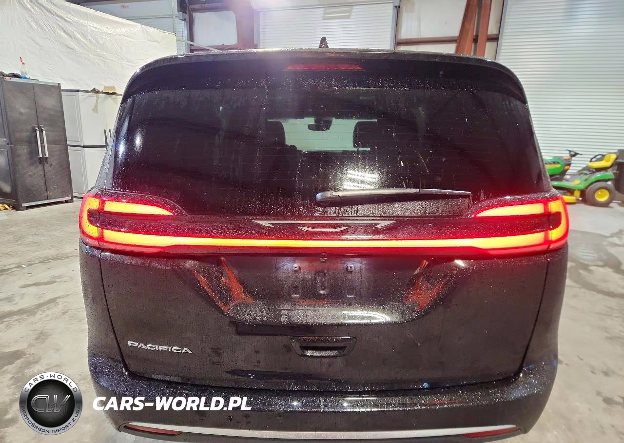 2027 Chrysler Pacifica Select VIN:2C4RC1BG6VR583833 - 6
