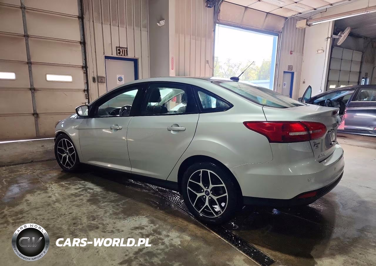2018 Ford Focus Sel VIN:1FADP3H25JL200592 - 2