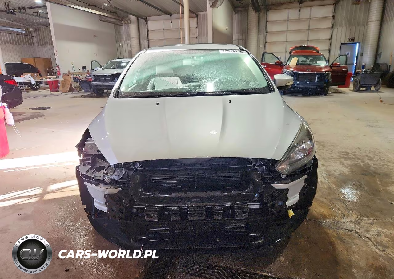 2018 Ford Focus Sel VIN:1FADP3H25JL200592 - 5