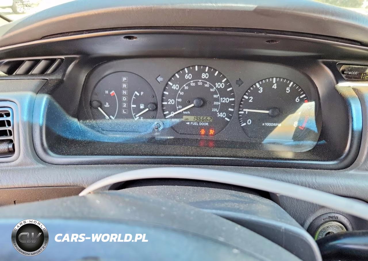 2000 Toyota Camry Le VIN:JT2BG22K7Y0502961 - 9