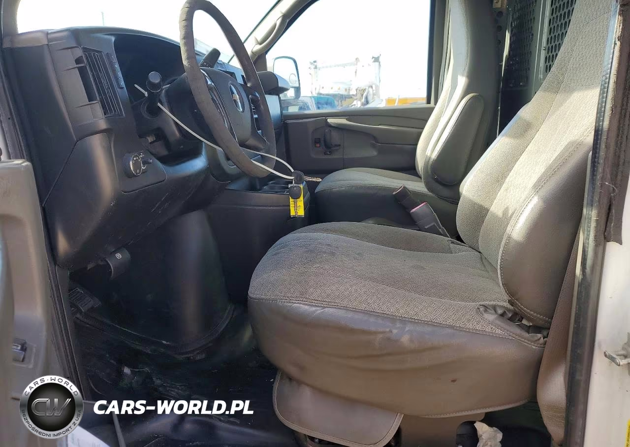 2011 Chevrolet Express G2500 VIN:1GCWGFCA8B1132157 - 7