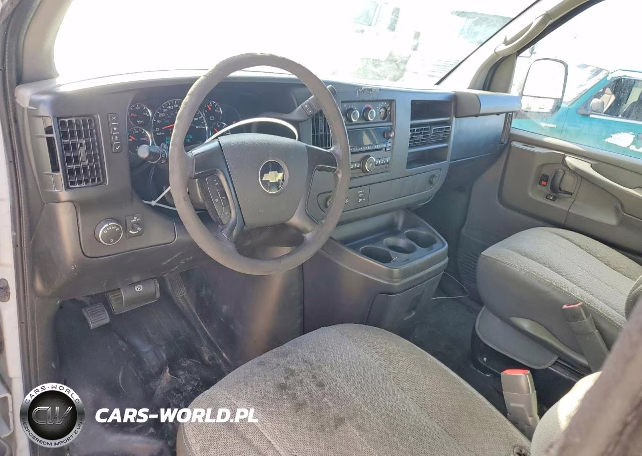 2011 Chevrolet Express G2500 VIN:1GCWGFCA8B1132157 - 8