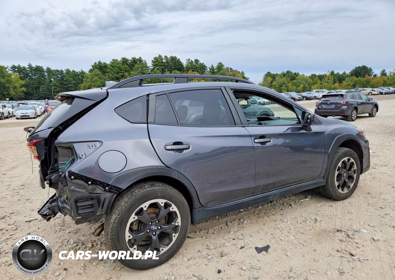 2022 Subaru Crosstrek Premium VIN:JF2GTAPC5N8283100 - 3
