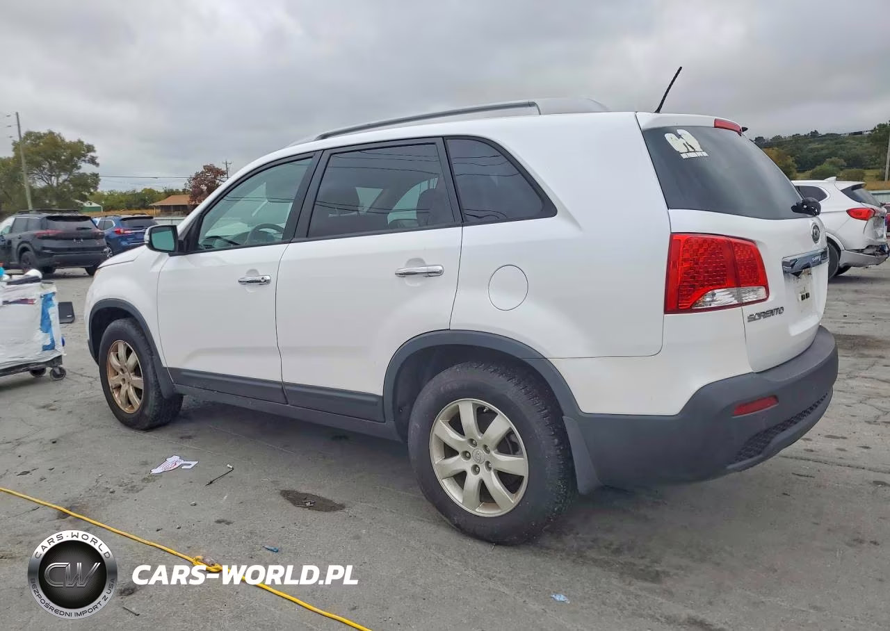 2011 Kia Sorento Lx VIN:5XYKT4A14BG172186 - 2