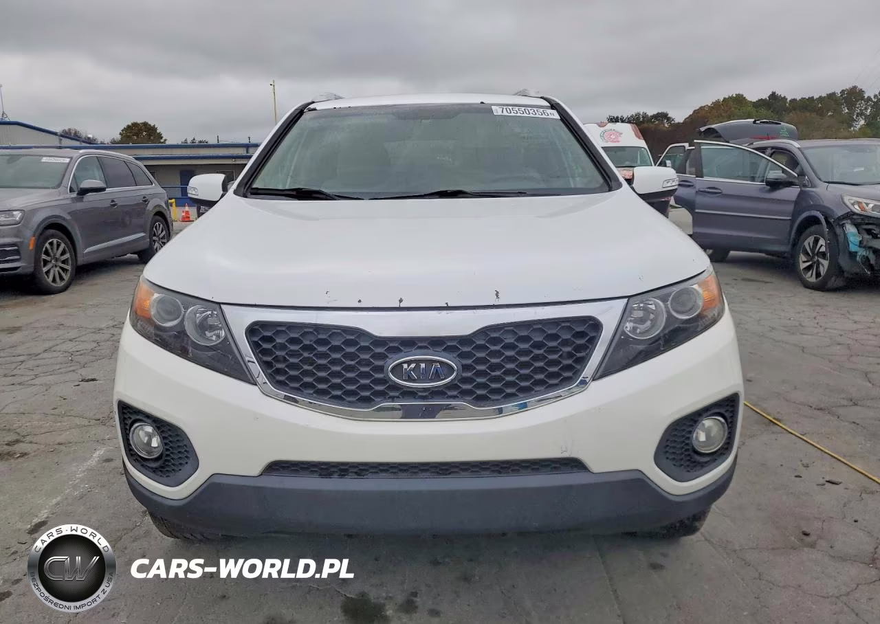 2011 Kia Sorento Lx VIN:5XYKT4A14BG172186 - 5