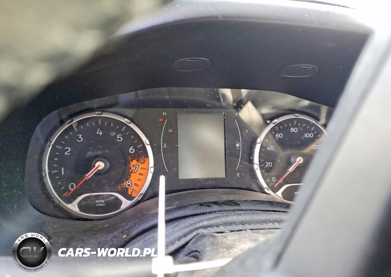 2015 Jeep Renegade Latitude VIN:ZACCJABT5FPB44315 - 9