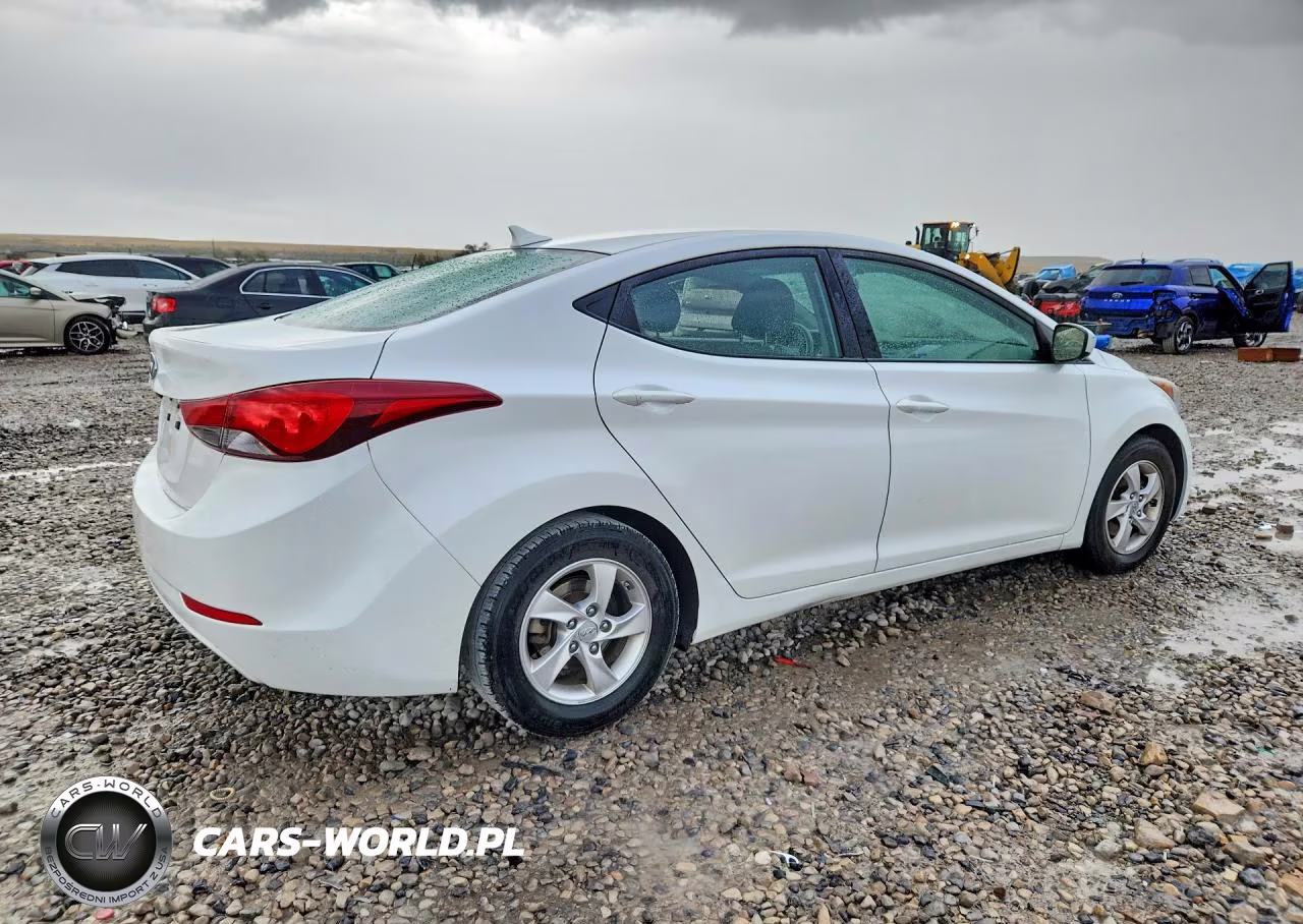 2014 Hyundai Elantra Se VIN:5NPDH4AE9EH526004 - 3