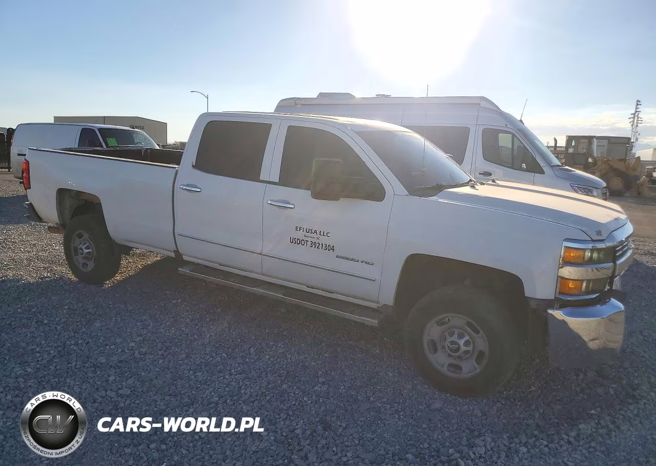 2016 Chevrolet Silverado C2500 Heavy Duty VIN:1GC1CUEG0GF129260 - 4