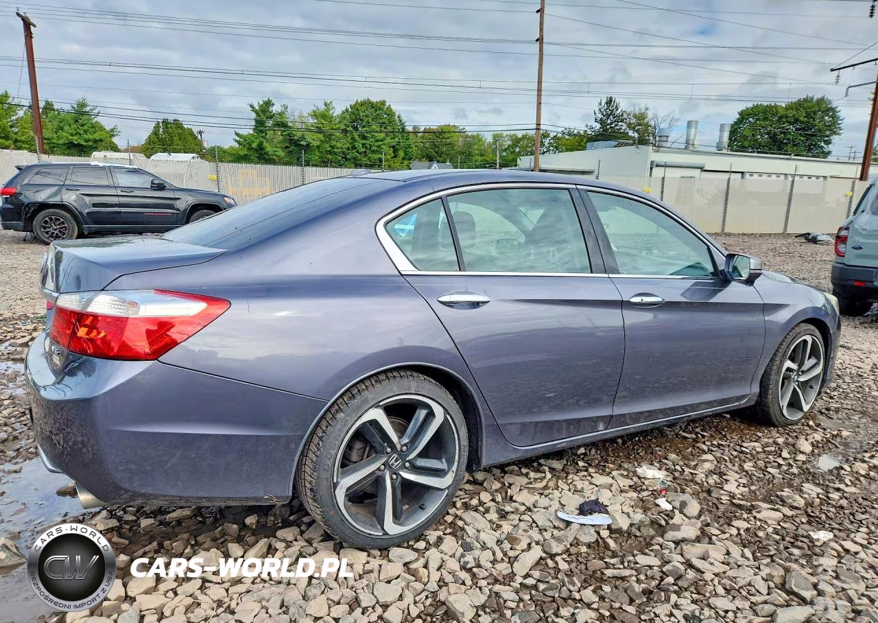 2015 Honda Accord Exl VIN:1HGCR3F80FA036437 - 3