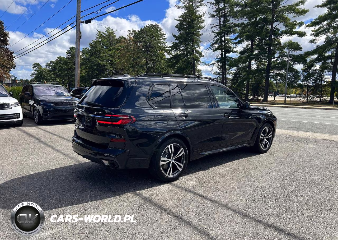 2023 BMW X7 xDrive40I VIN:5UX23EM0XP9R61216 - 4