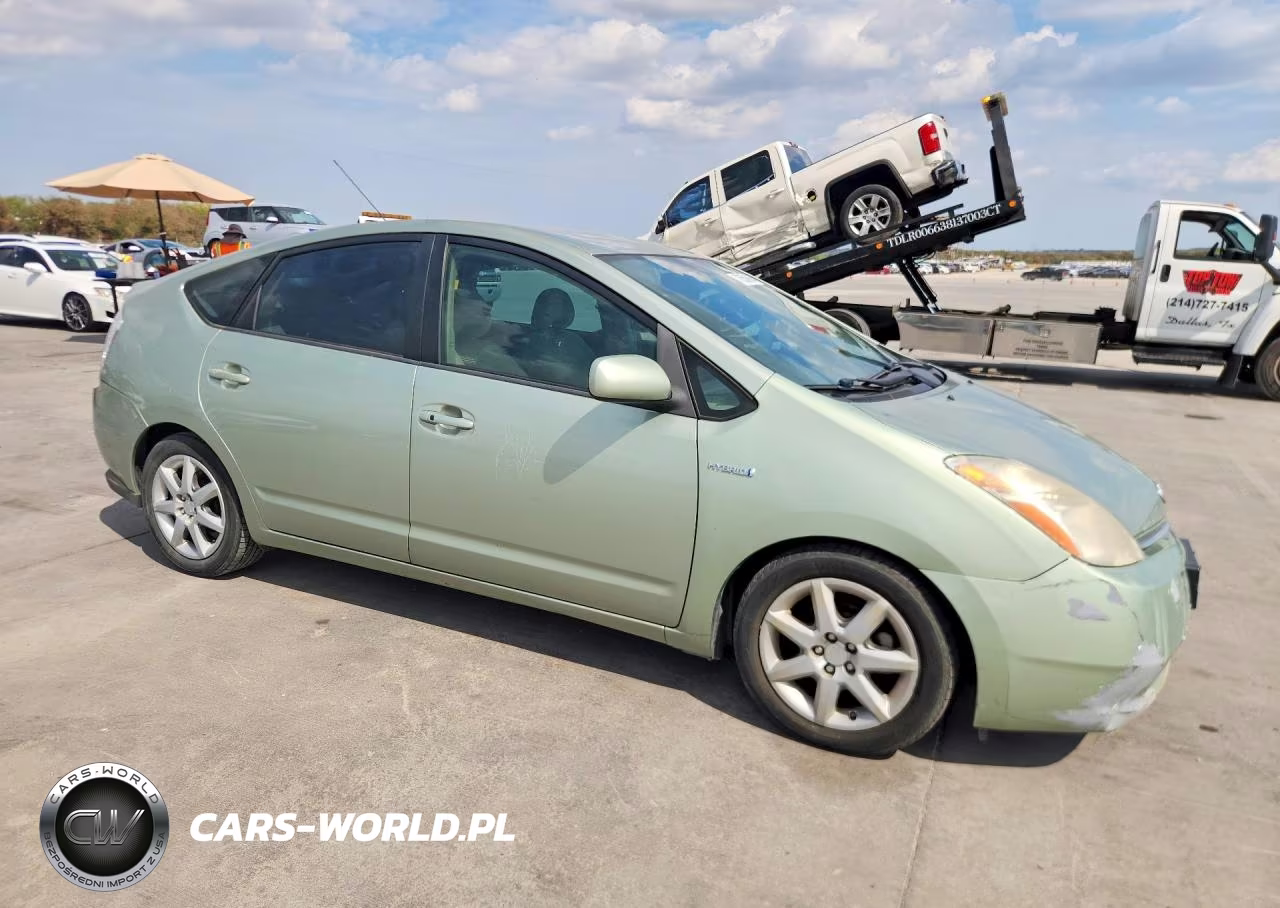 2009 Toyota Prius Touring VIN:JTDKB20U997838680 - 4