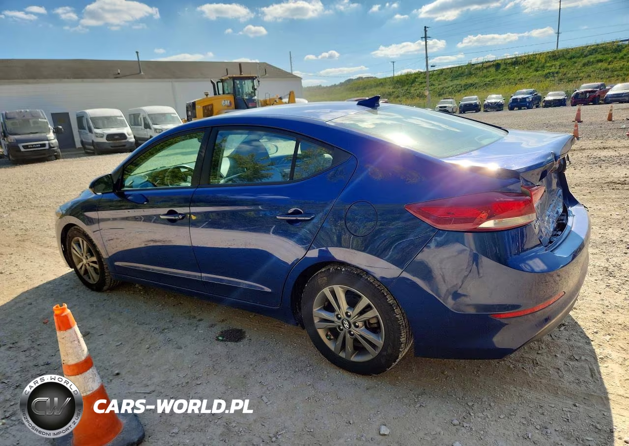 2018 Hyundai Elantra Value Edition VIN:5NPD84LF6JH377082 - 2