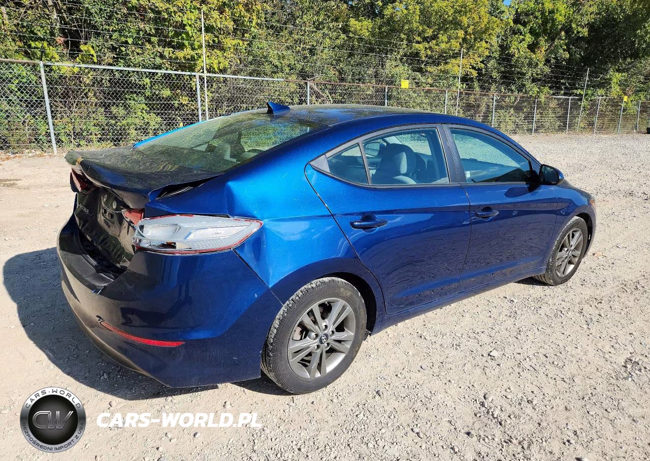 2018 Hyundai Elantra Value Edition VIN:5NPD84LF6JH377082 - 3