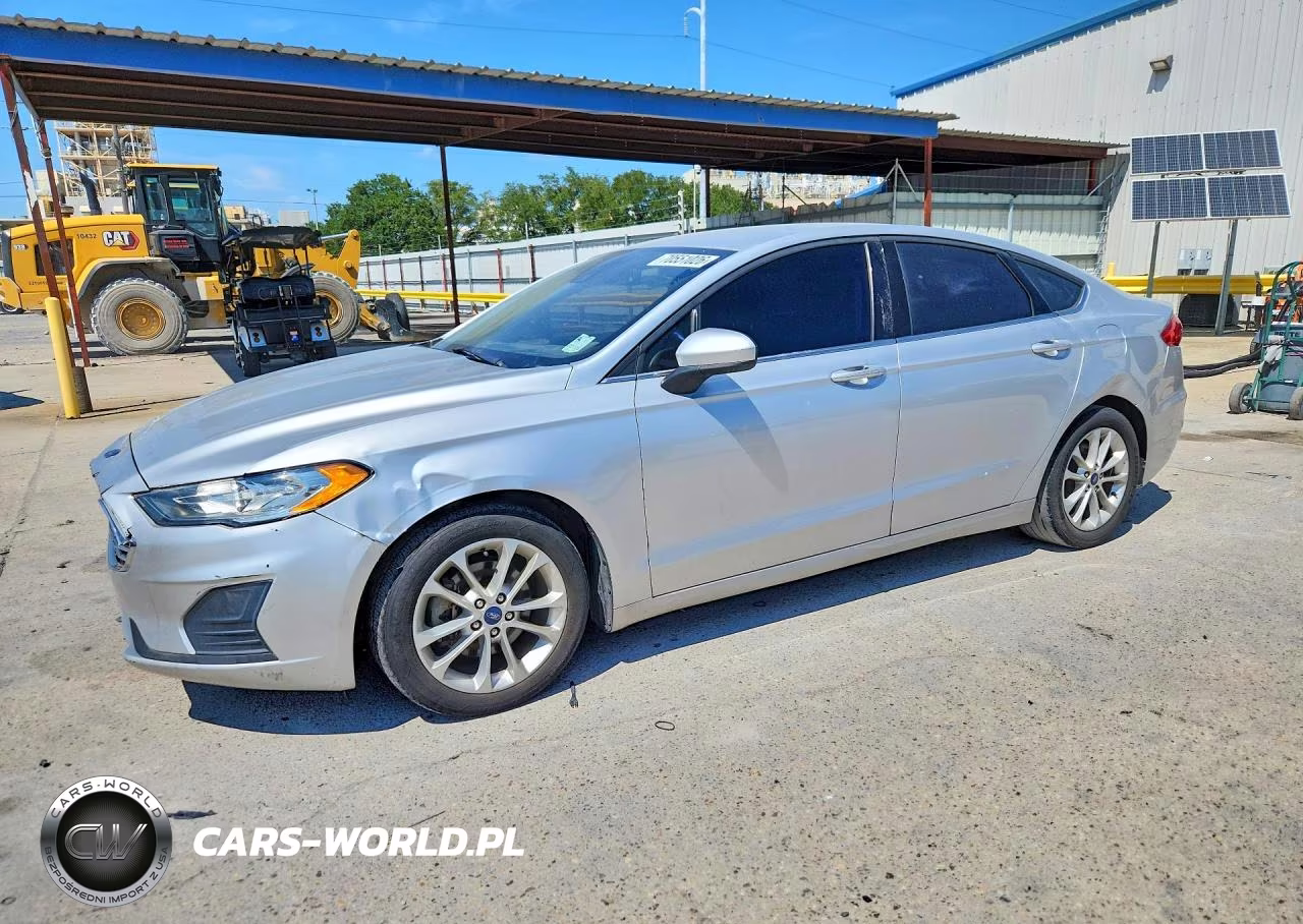 2019 Ford Fusion Se – zdjęcie 1 z 12