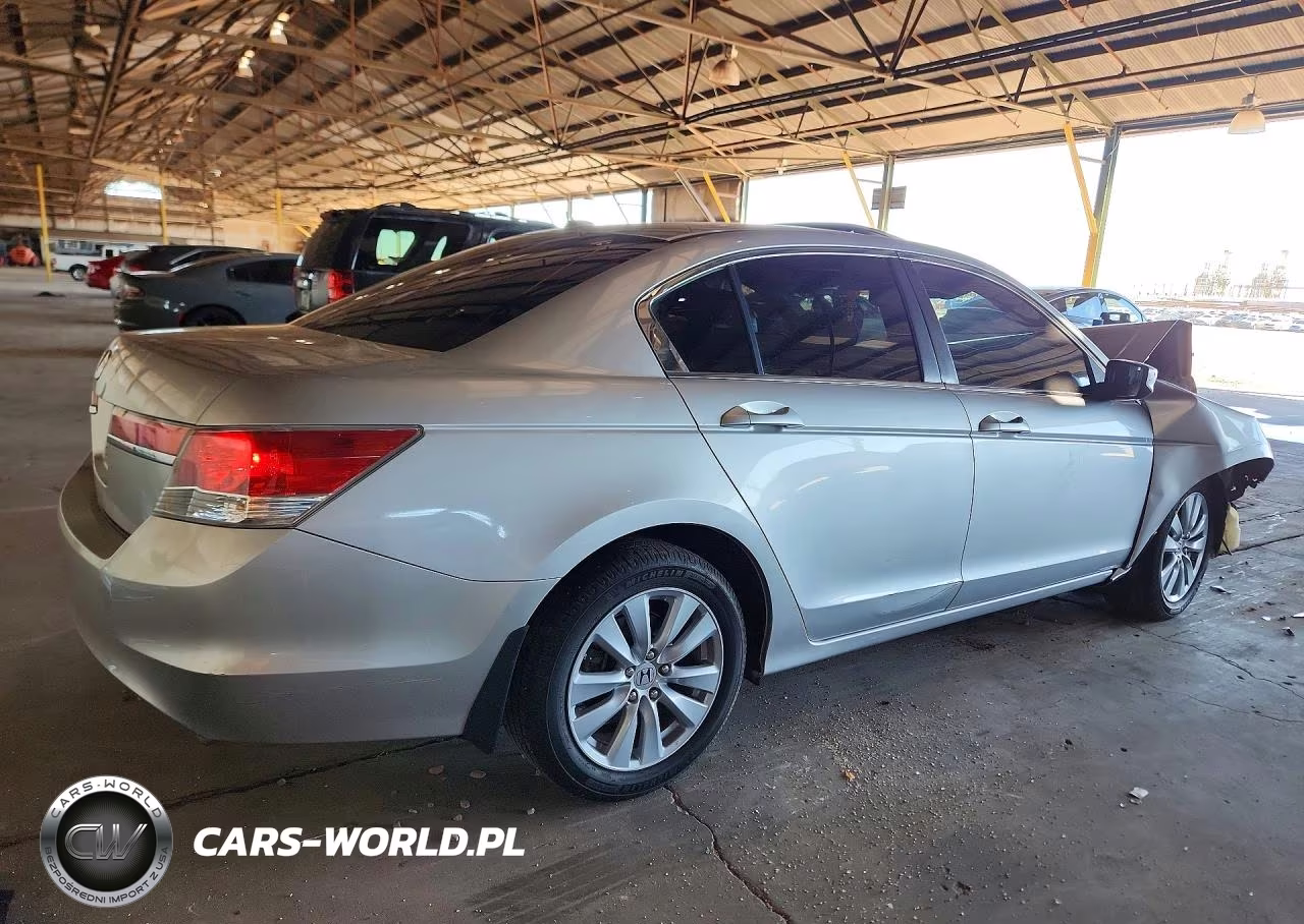 2011 Honda Accord Exl VIN:1HGCP2F83BA044431 - 3