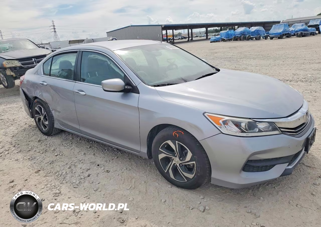 2017 Honda Accord Lx VIN:1HGCR2F38HA119616 - 4