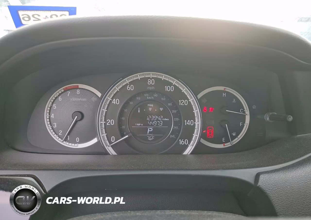 2017 Honda Accord Lx VIN:1HGCR2F38HA119616 - 9
