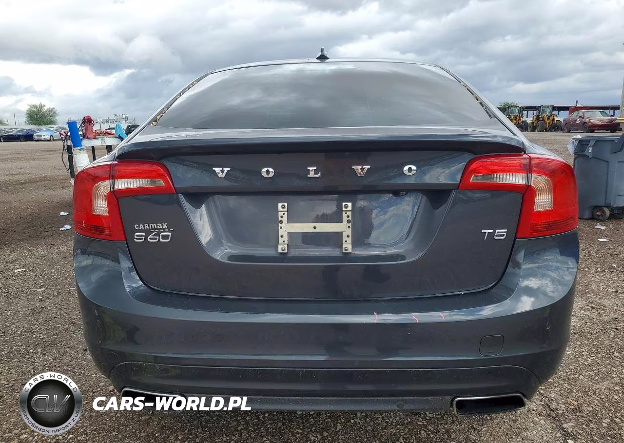 2015 Volvo S60 Platinum VIN:YV126MFM4F1340435 - 6