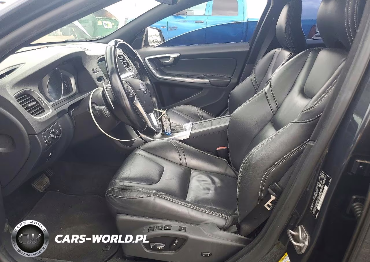 2015 Volvo S60 Platinum VIN:YV126MFM4F1340435 - 7