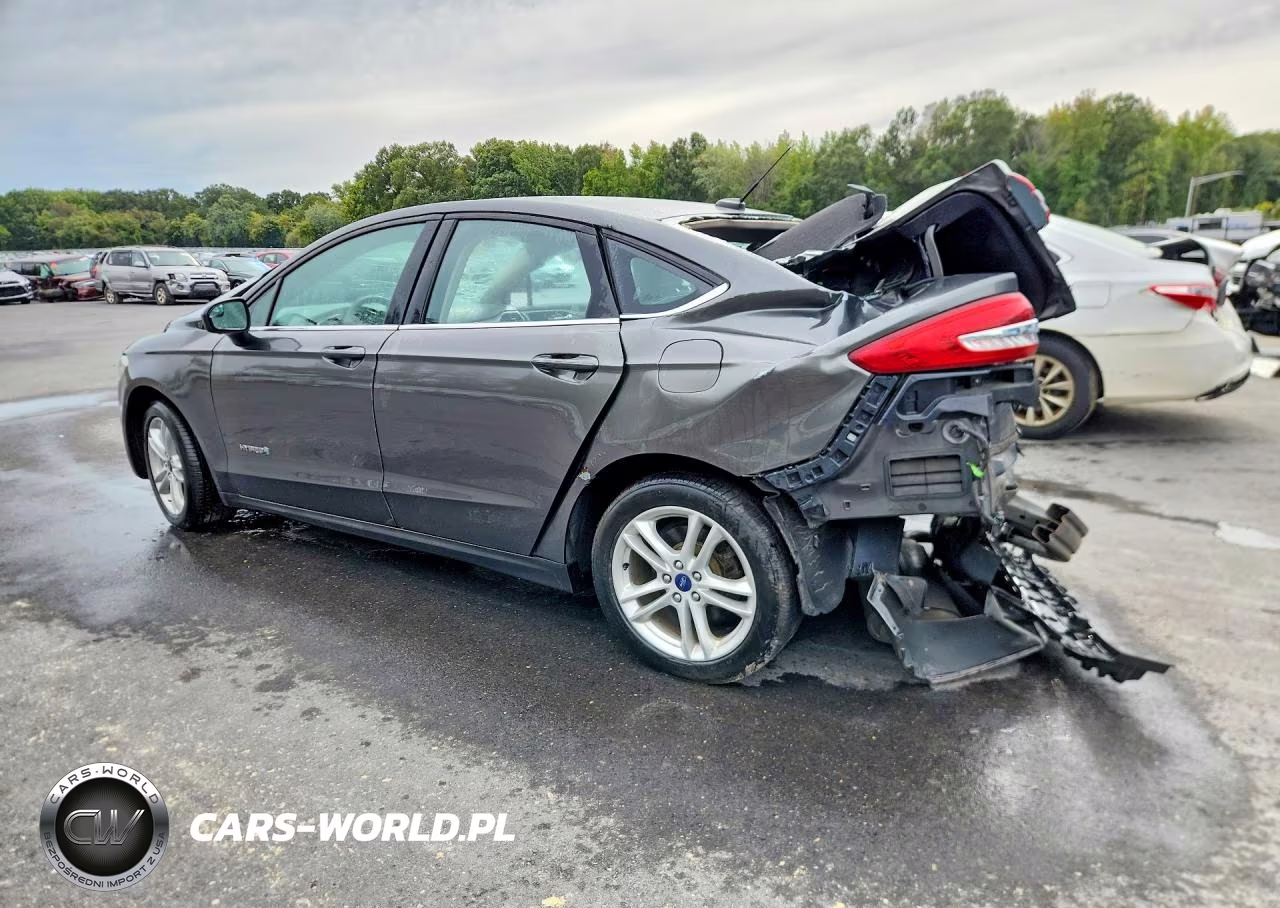 2018 Ford Fusion Se Hybrid VIN:3FA6P0LU0JR131814 - 2