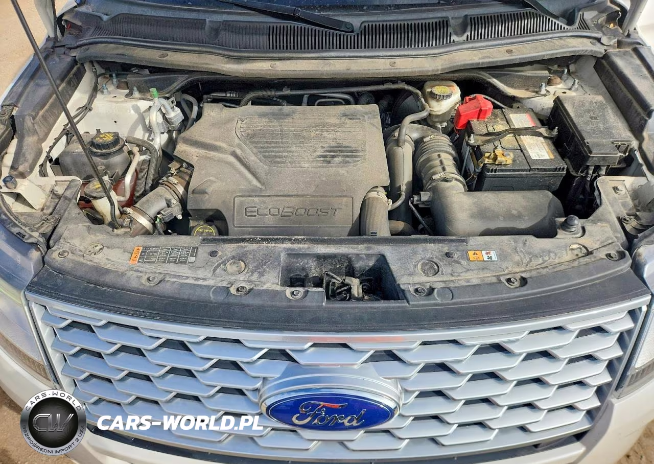 2018 Ford Explorer Platinum VIN:1FM5K8HTXJGA79064 - 12