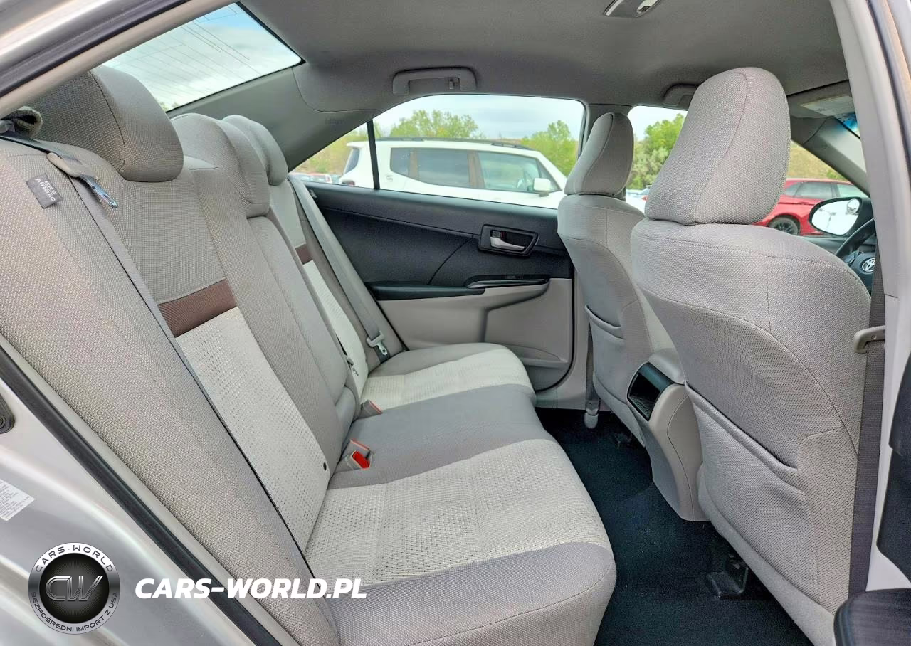 2012 Toyota Camry Le VIN:4T1BF1FK1CU035256 - 10
