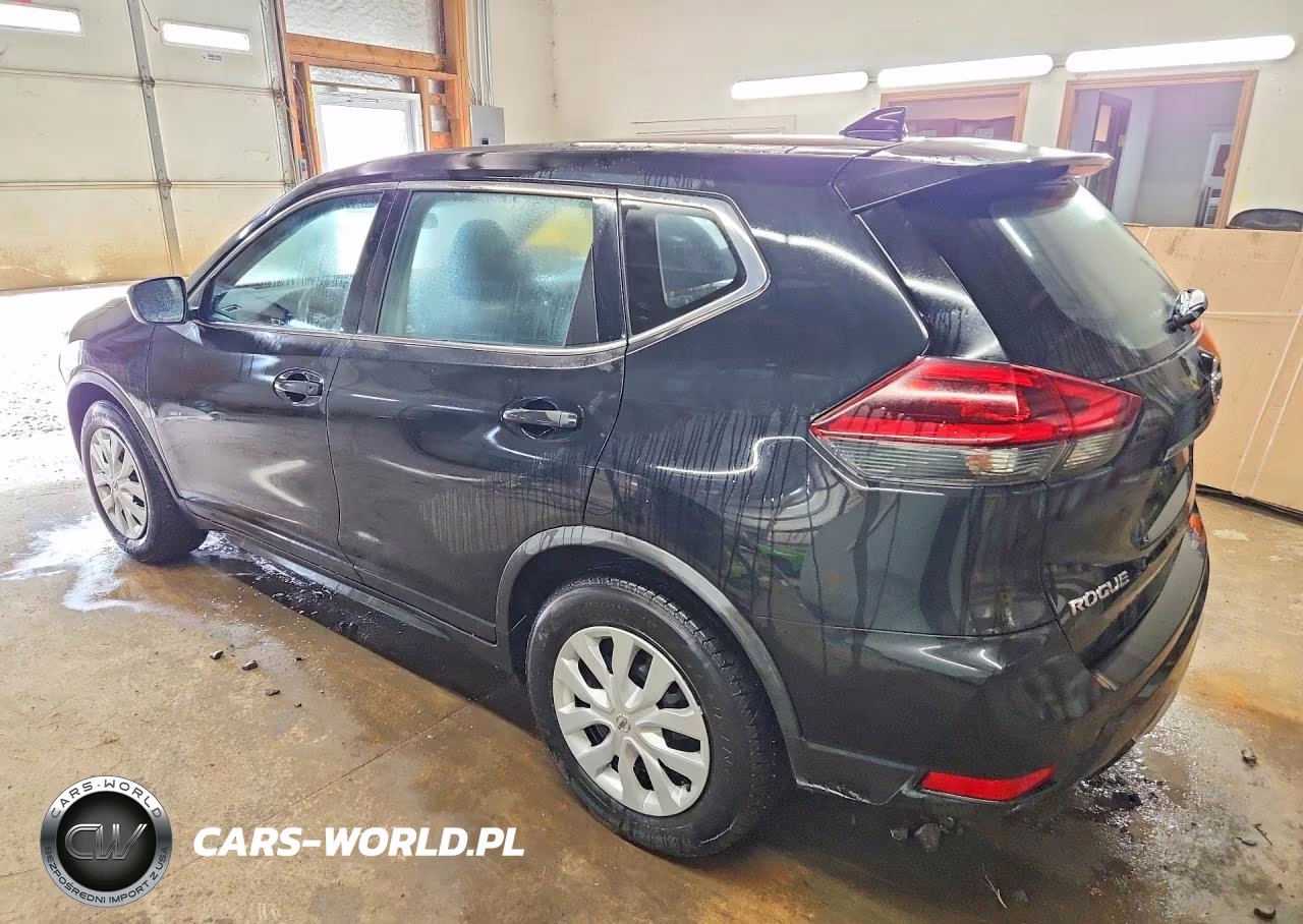 2018 Nissan Rogue S VIN:JN8AT2MT6JW452582 - 2