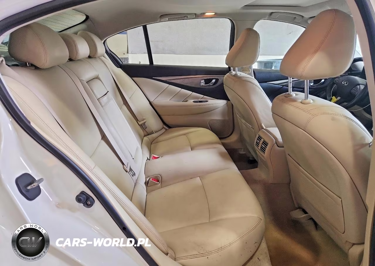 2014 Infiniti Q50 Premium VIN:JN1BV7AR7EM705073 - 10