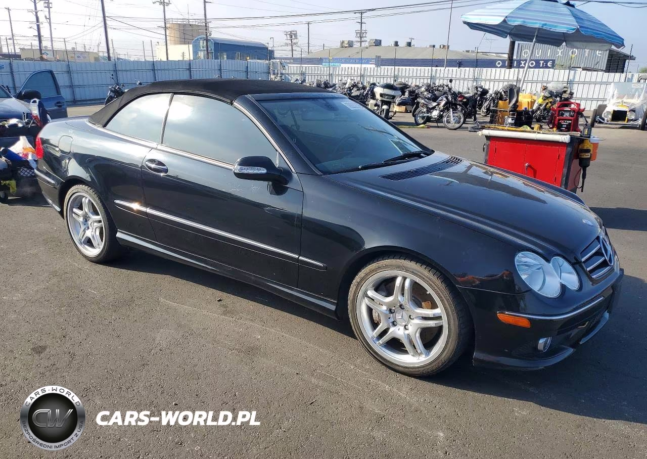 2009 Mercedes-Benz Clk 550 VIN:WDBTK72F19T103438 - 4