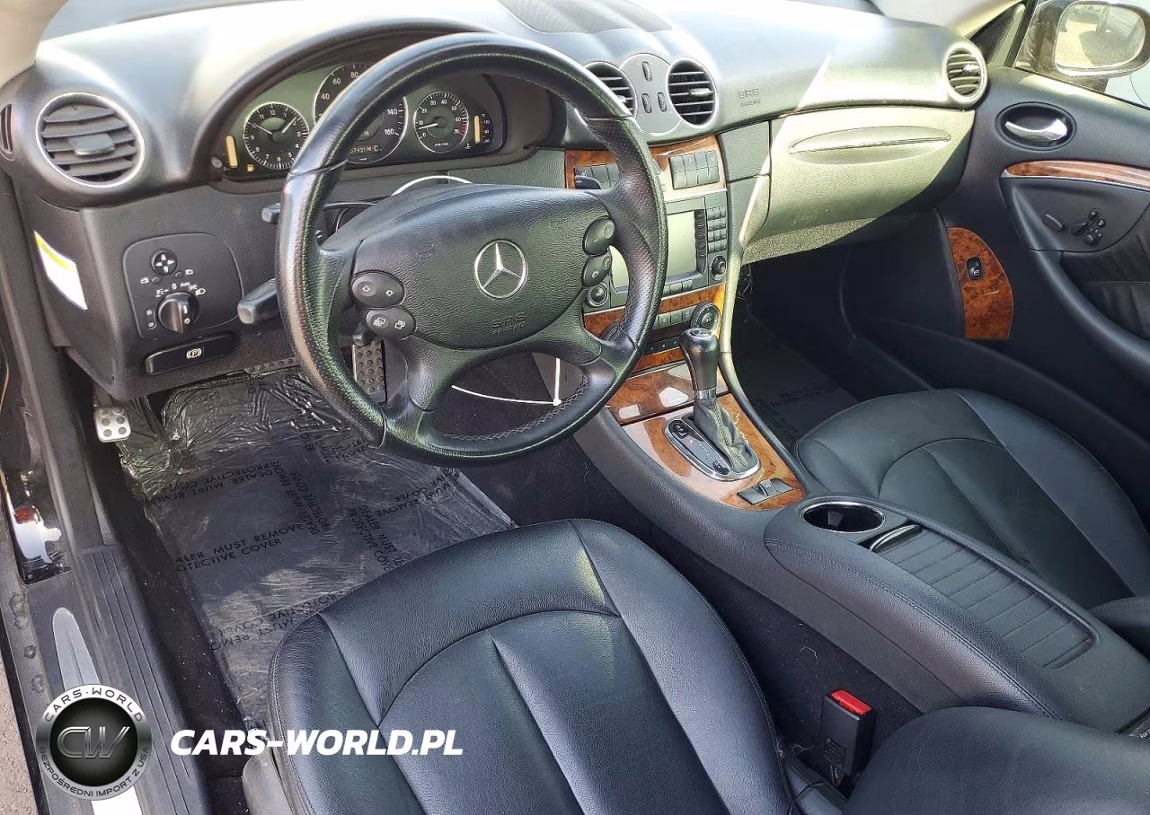 2009 Mercedes-Benz Clk 550 VIN:WDBTK72F19T103438 - 8