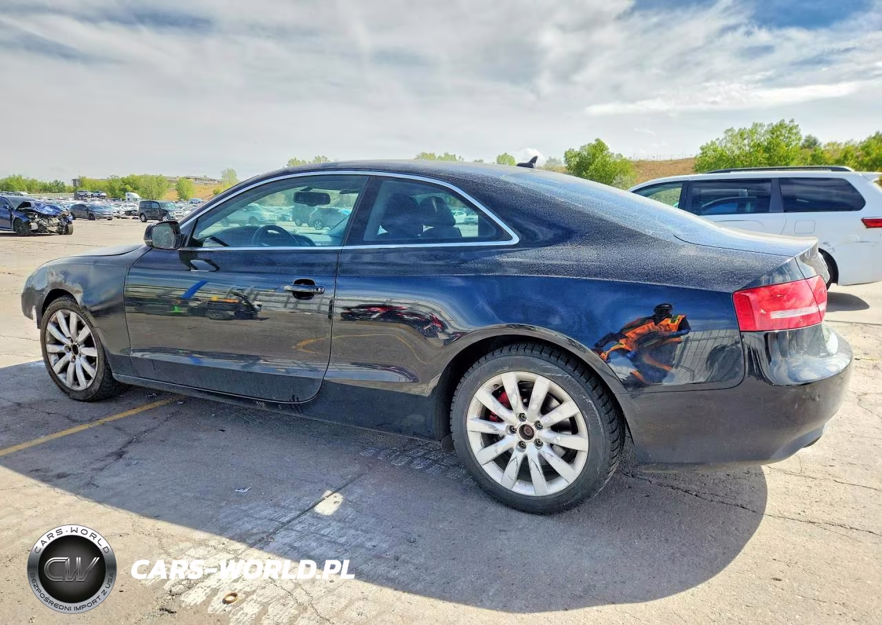 2011 Audi A5 Premium Plus VIN:WAULFAFRXBA009970 - 2