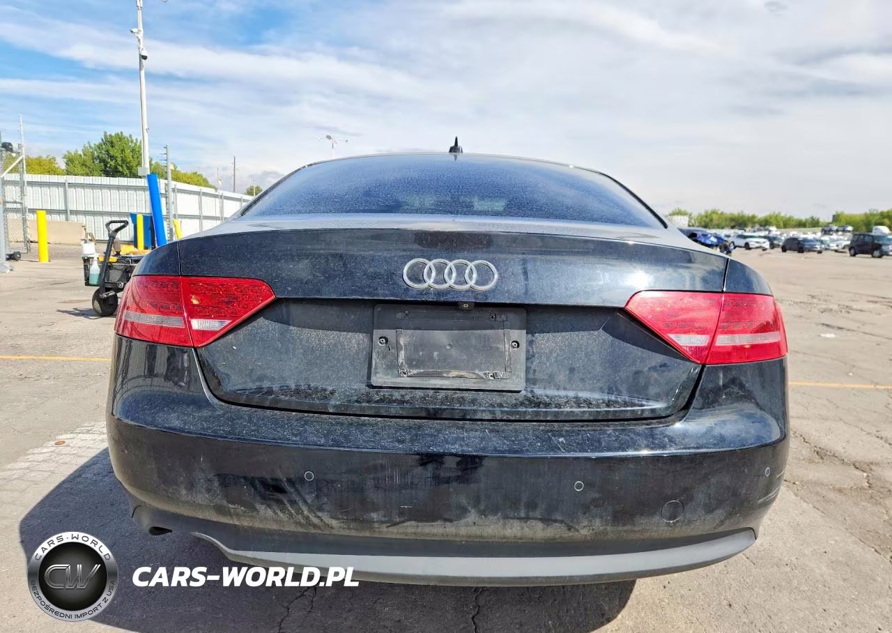 2011 Audi A5 Premium Plus VIN:WAULFAFRXBA009970 - 6