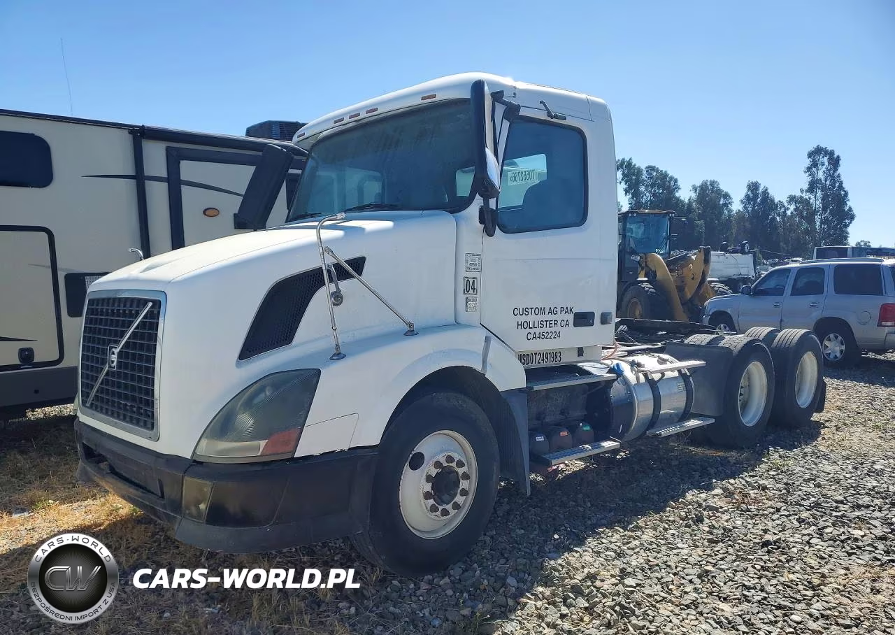 2011 Volvo Vnl Semi Truck