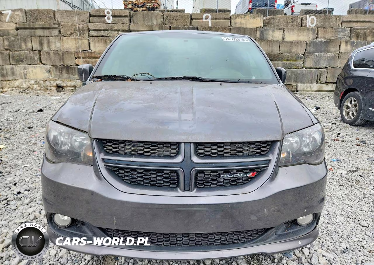 2018 Dodge Grand Caravan Gt VIN:2C4RDGEG1JR145873 - 5