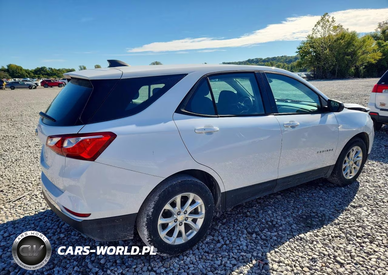 2018 Chevrolet Equinox VIN:2GNAXHEVXJ6189873 - 3