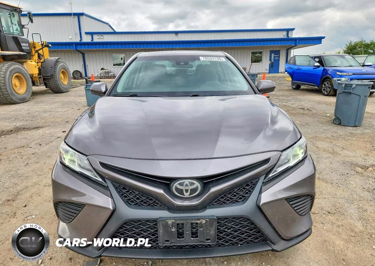 2018 Toyota Camry Se VIN:4T1B11HK0JU017324 - 5