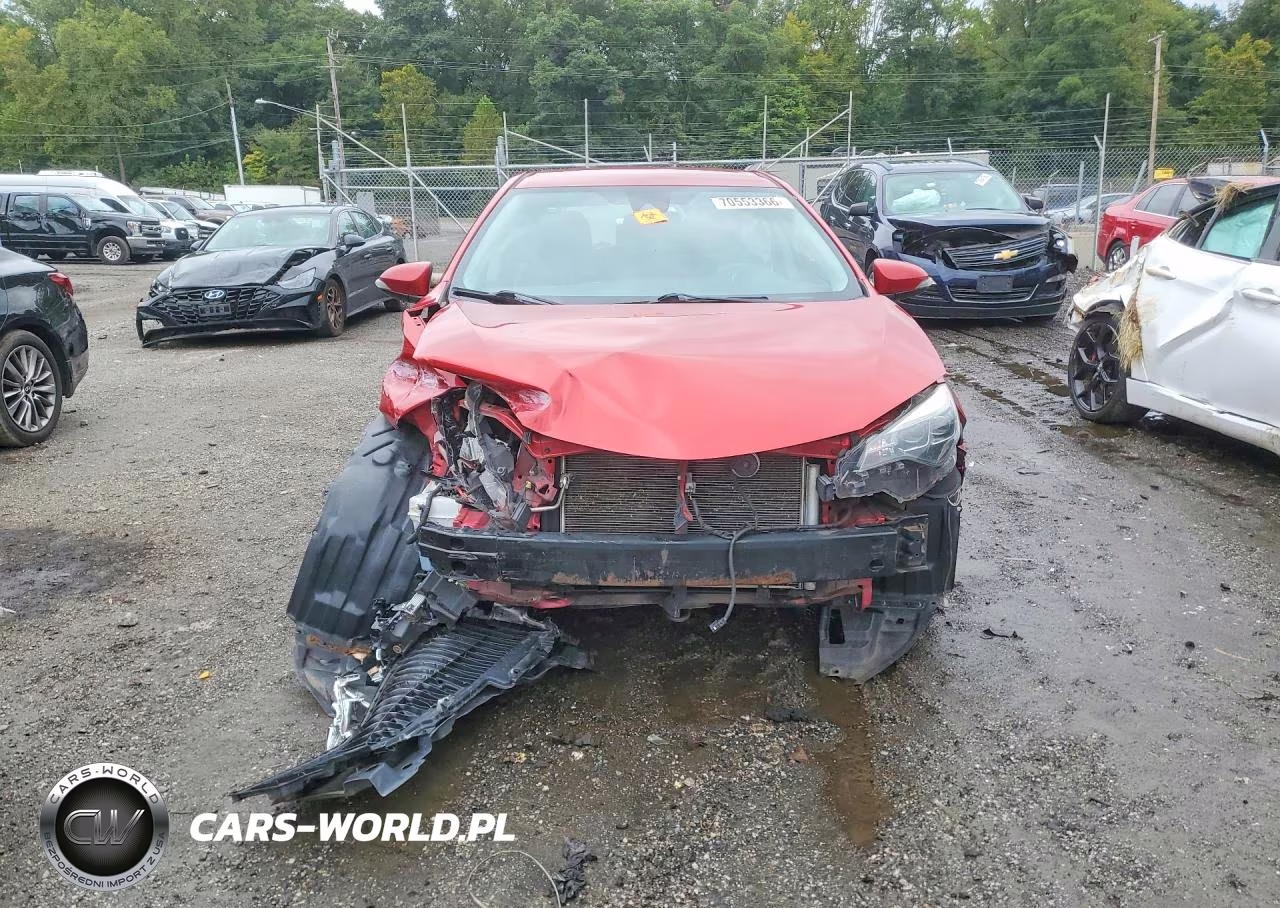 2017 Toyota Corolla Se VIN:2T1BURHE0HC860841 - 5