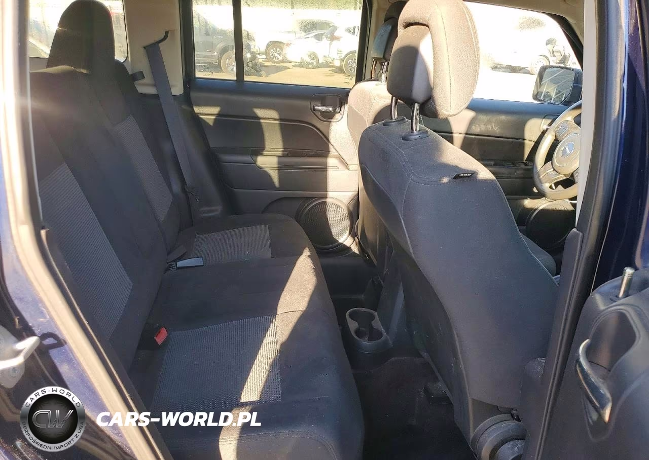 2014 Jeep Patriot Sport VIN:1C4NJPBA0ED691614 - 10