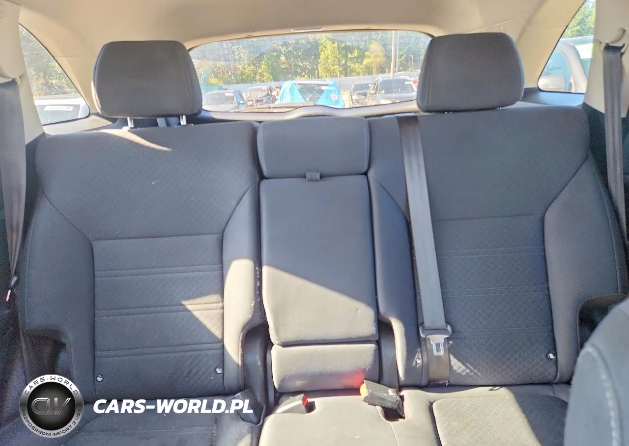 2019 Kia Sorento L VIN:5XYPG4A39KG546318 - 10