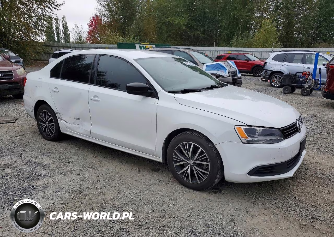 2014 Volkswagen Jetta VIN:3VWLL7AJ7EM330451 - 4