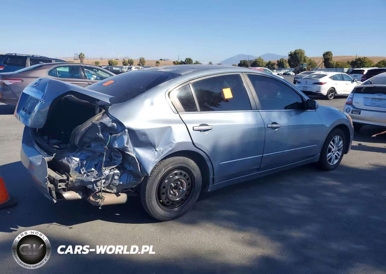 2010 Nissan Altima 2.5 VIN:1N4AL2AP5AN499729 - 3