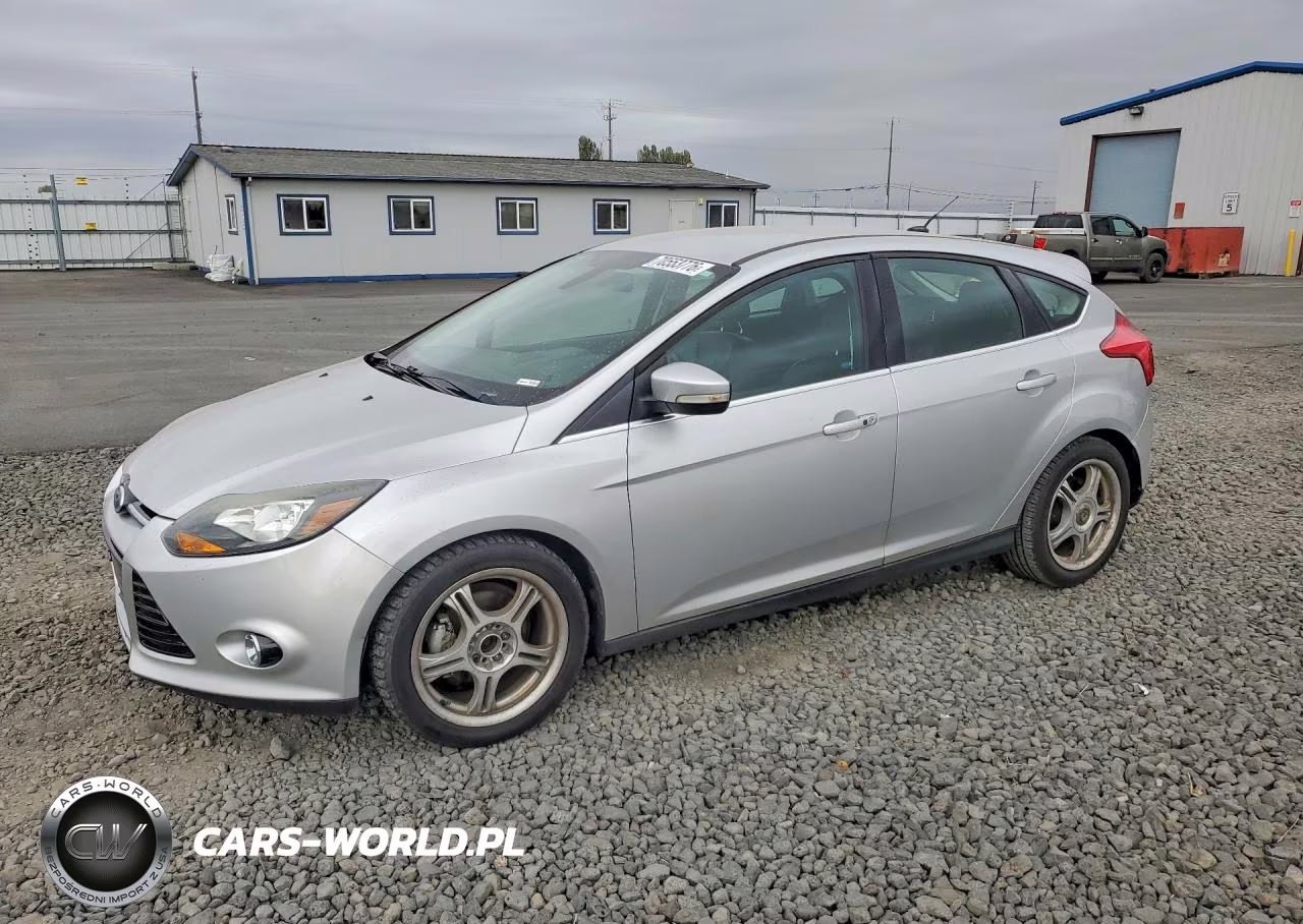 2012 Ford Focus Titanium VIN:1FAHP3N27CL274296 - 1