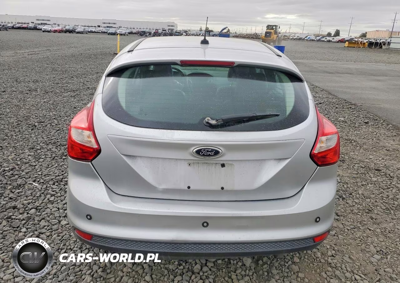 2012 Ford Focus Titanium VIN:1FAHP3N27CL274296 - 6