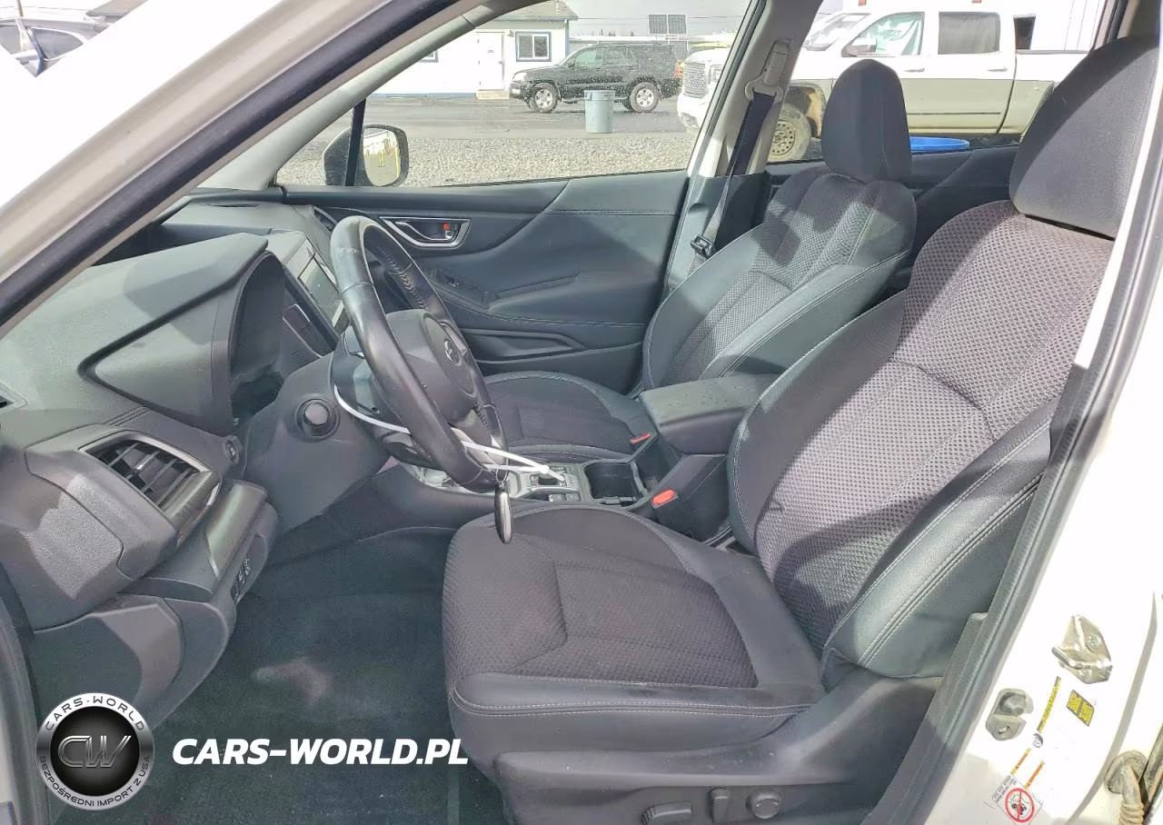 2020 Subaru Forester Premium VIN:JF2SKAJCXLH524832 - 7