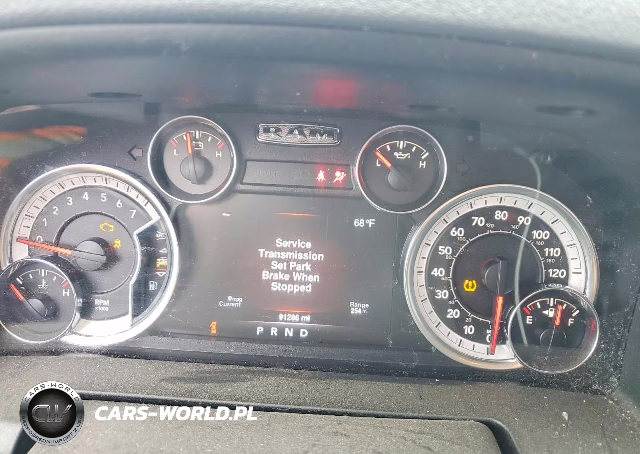 2019 Ram 1500 Classic Tradesman VIN:1C6RR7KT7KS646454 - 9