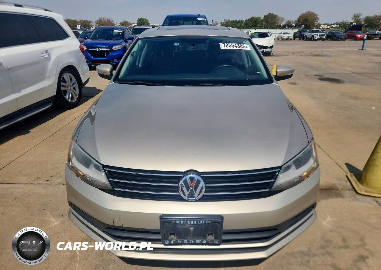 2016 Volkswagen Jetta Se VIN:3VWD67AJ6GM313655 - 5