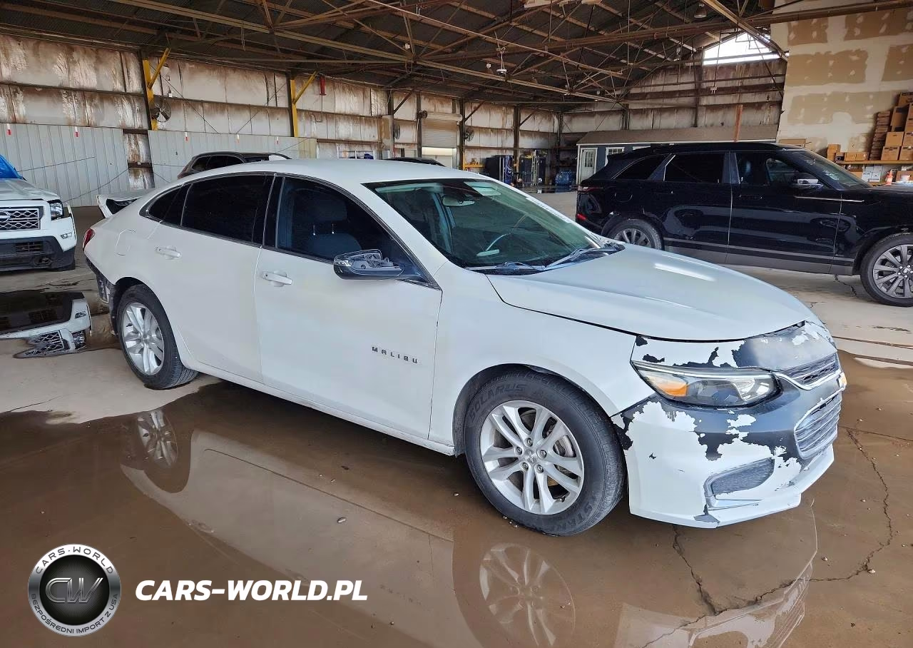 2017 Chevrolet Malibu 1Lt VIN:1G1ZE5ST1HF242858 - 4