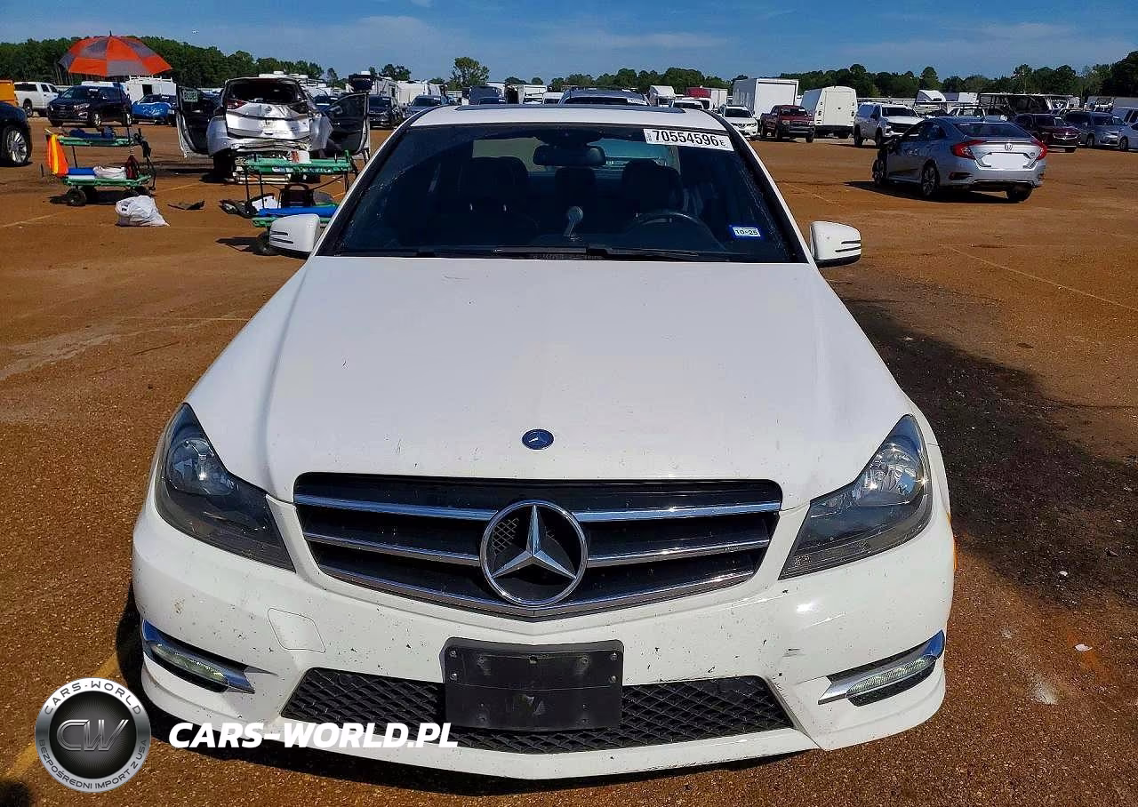 2014 Mercedes-Benz C 250 VIN:WDDGF4HB6ER315940 - 5